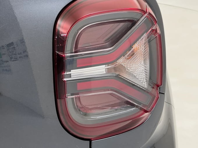 2023 Dacia Duster