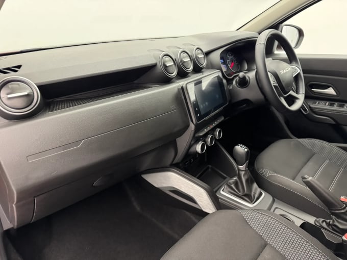 2024 Dacia Duster