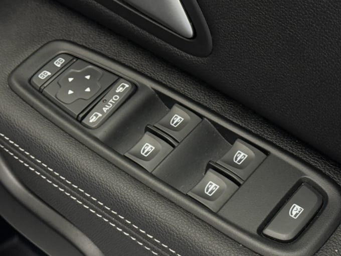 2024 Dacia Duster