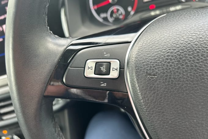 2018 Volkswagen Polo