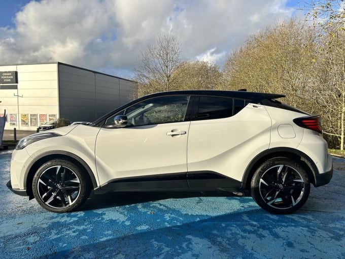 2022 Toyota C-hr