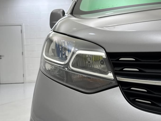 2019 Vauxhall Vivaro