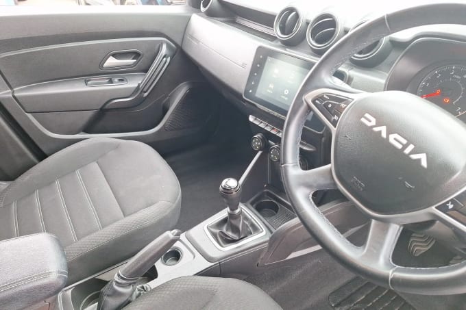 2023 Dacia Duster