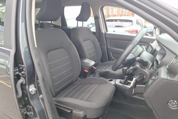 2023 Dacia Duster