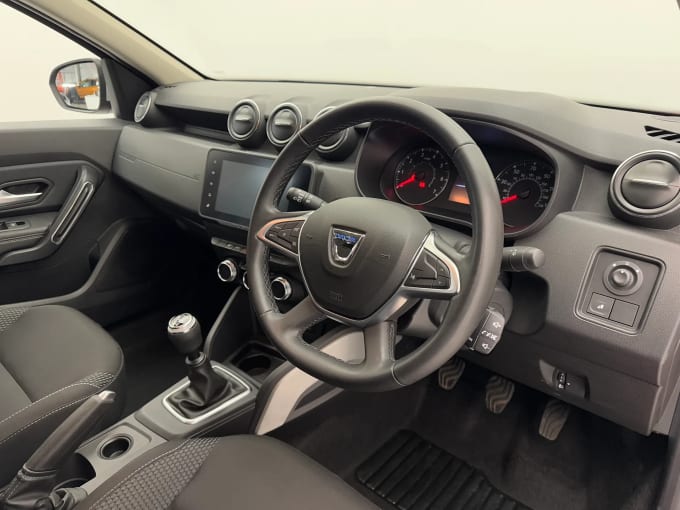 2022 Dacia Duster