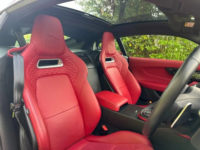 2019 Jaguar F-type