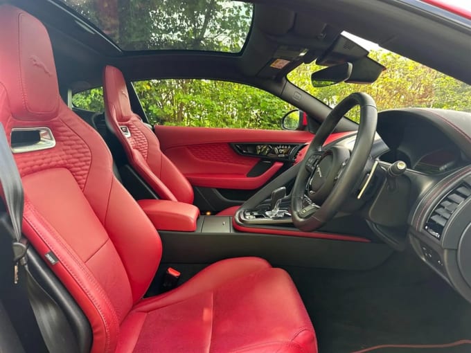 2019 Jaguar F-type