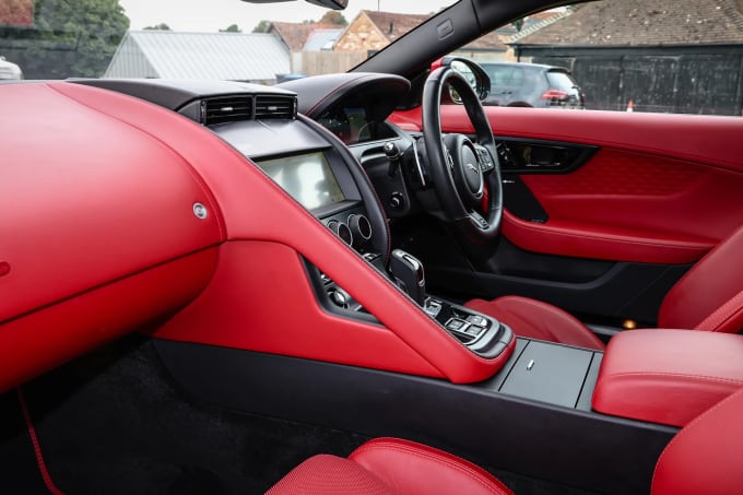 2019 Jaguar F-type