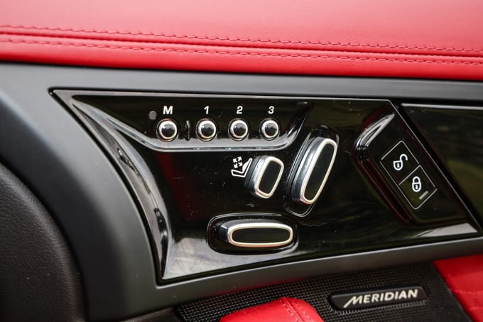 2019 Jaguar F-type
