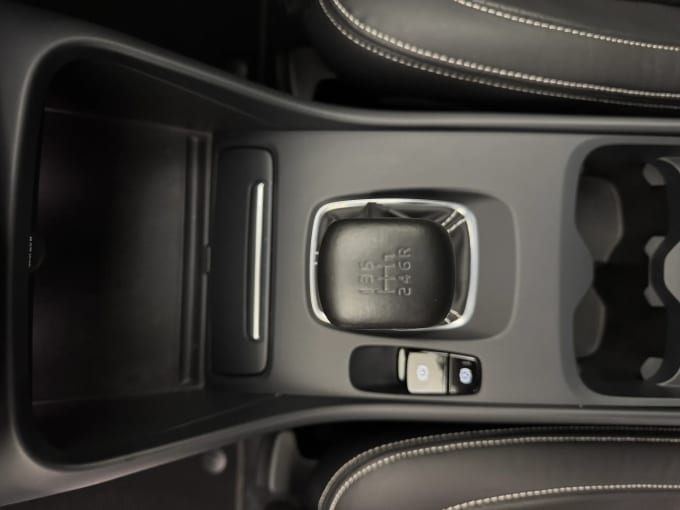 2020 Volvo Xc40