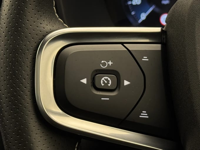 2020 Volvo Xc40