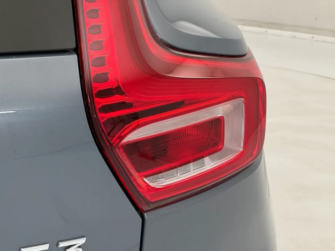 2020 Volvo Xc40