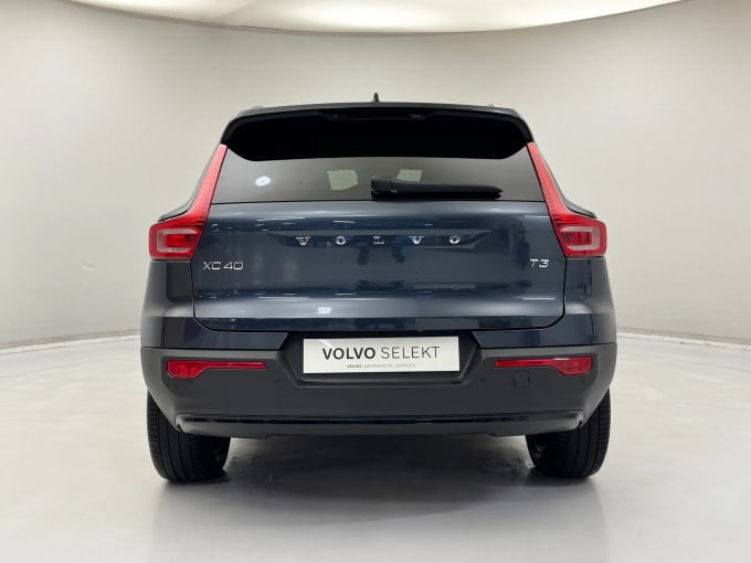 2021 Volvo Xc40