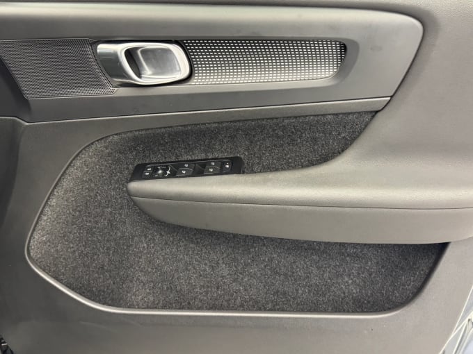 2021 Volvo Xc40