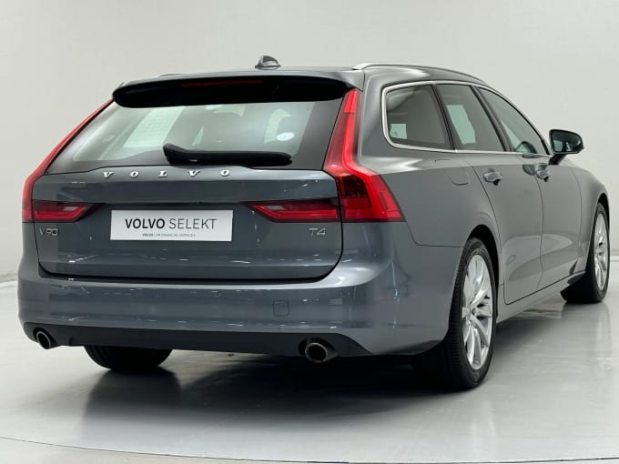 2020 Volvo V90