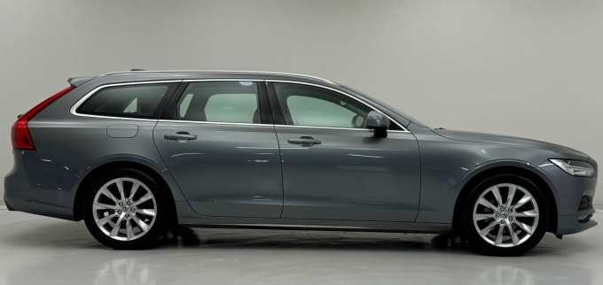 2020 Volvo V90