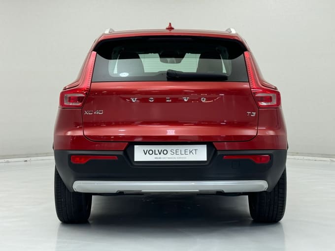 2021 Volvo Xc40