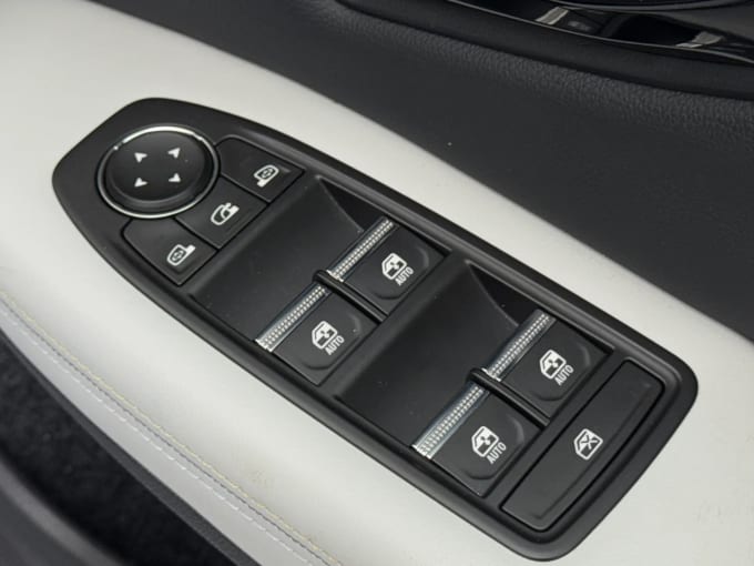 2024 Renault Scenic E-tech
