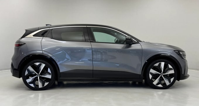 2022 Renault Megane E-tech