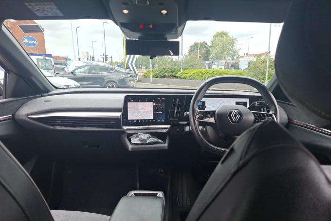 2024 Renault Megane E-tech