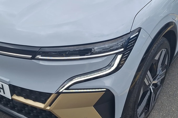 2024 Renault Megane E-tech
