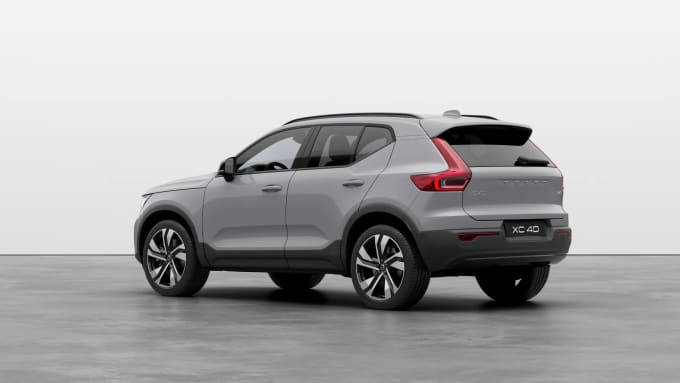 2024 Volvo Xc40