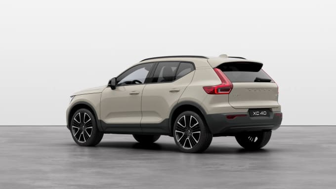 2024 Volvo Xc40