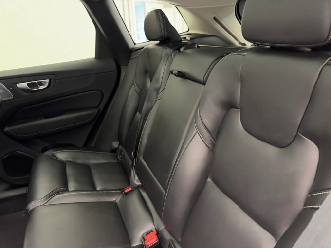 2025 Volvo Xc60