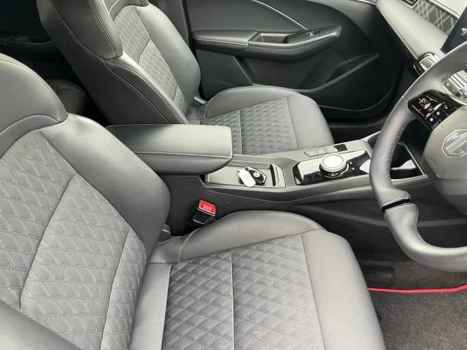 2025 Mg Motor Uk Mg3
