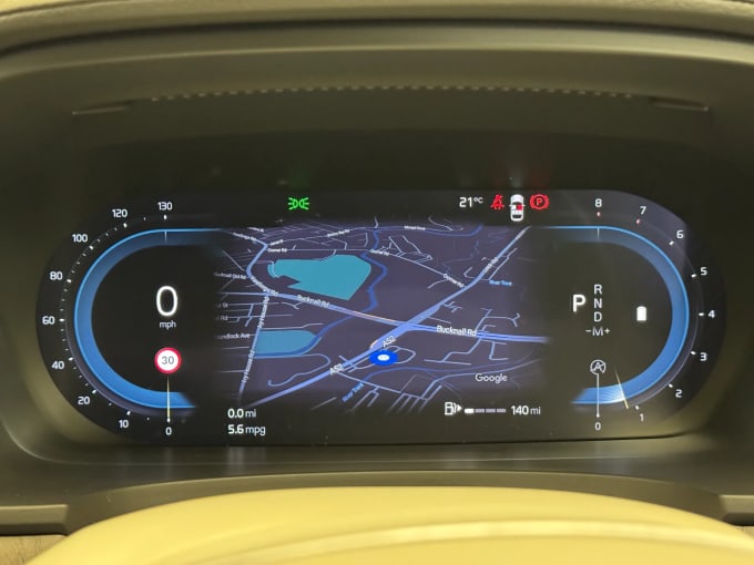 2022 Volvo V90