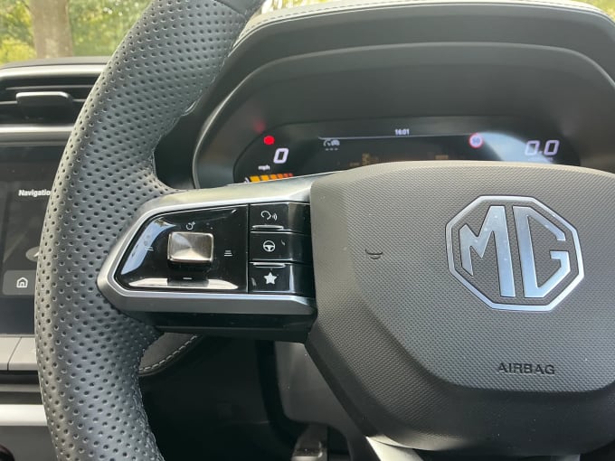 2024 Mg Motor Uk Zs