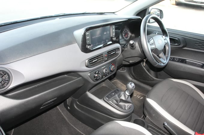 2022 Hyundai I10