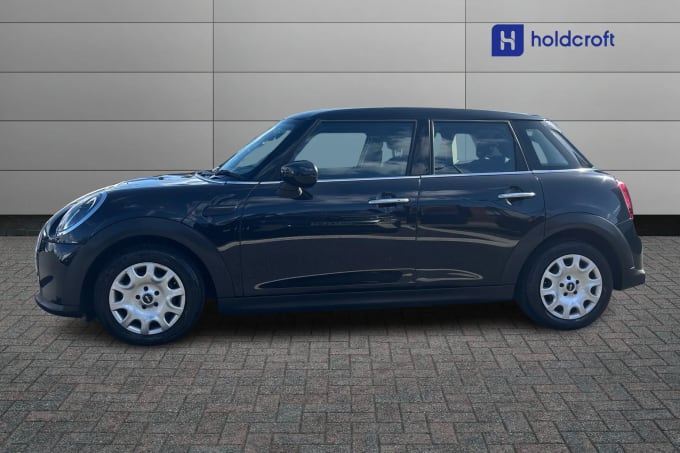 2022 Mini Hatch