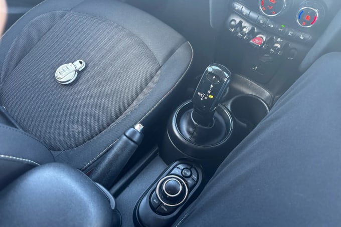 2022 Mini Hatch