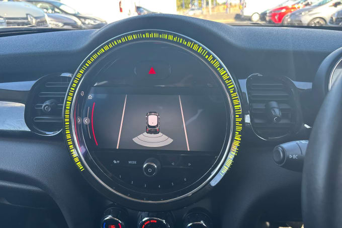 2022 Mini Hatch