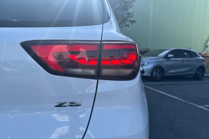 2022 Mg Motor Uk Zs