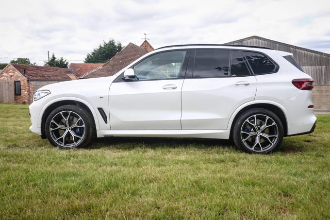 2023 BMW X5