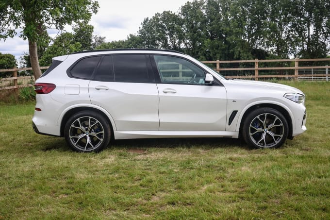 2023 BMW X5