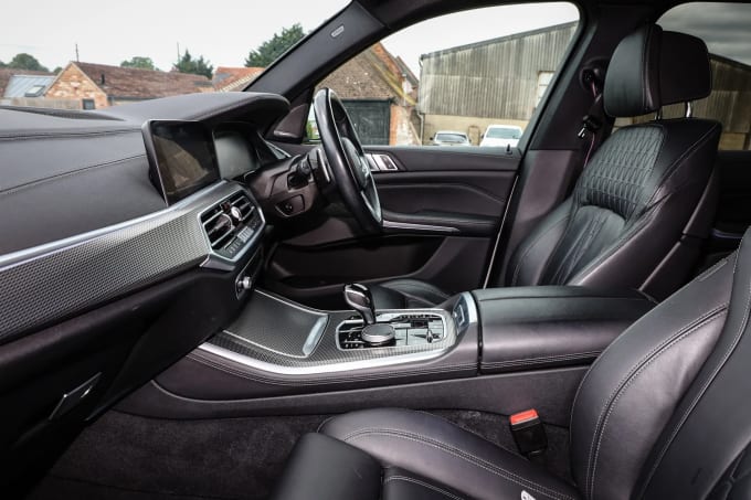2023 BMW X5