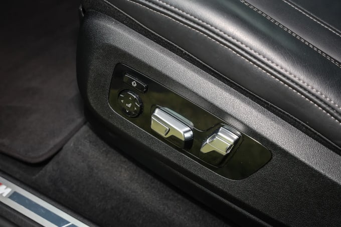2023 BMW X5