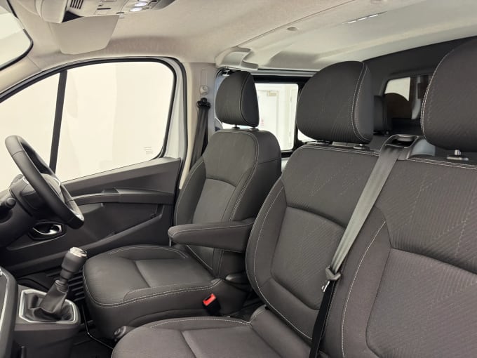 2025 Renault Trafic