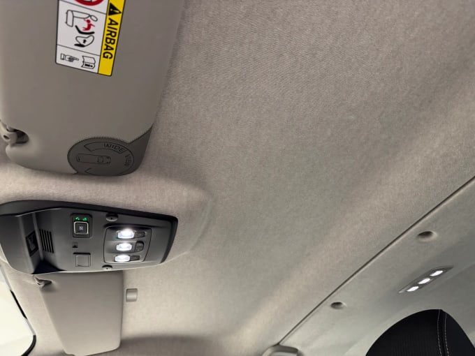 2025 Renault Trafic