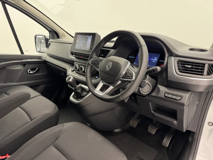 2025 Renault Trafic
