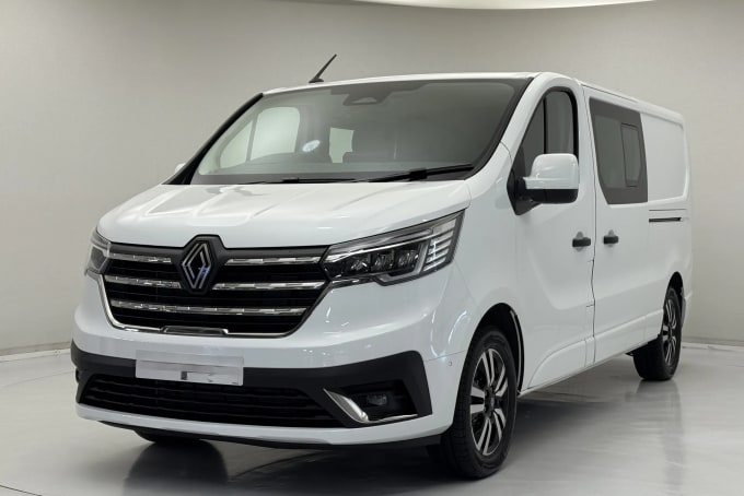 2025 Renault Trafic