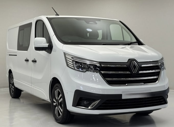 2025 Renault Trafic