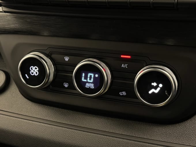 2025 Renault Trafic
