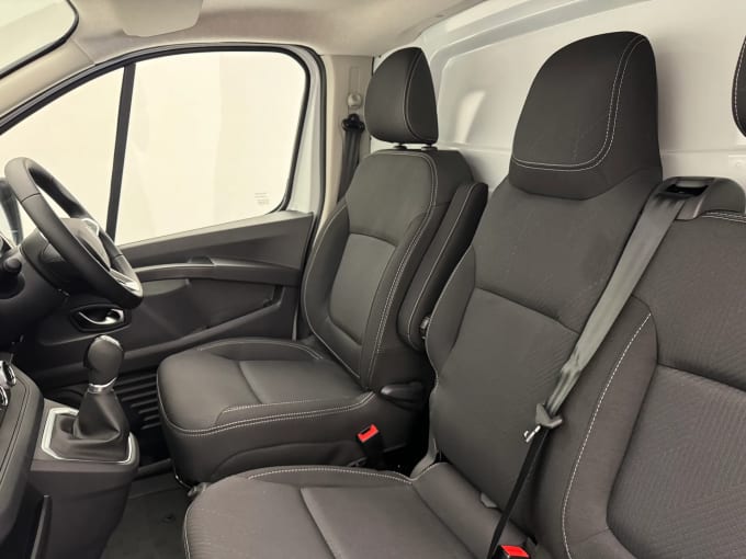 2025 Renault Trafic