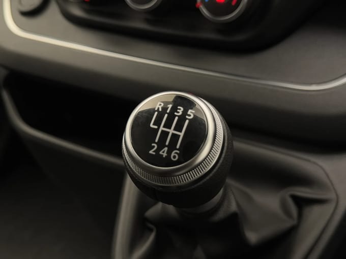 2023 Renault Trafic