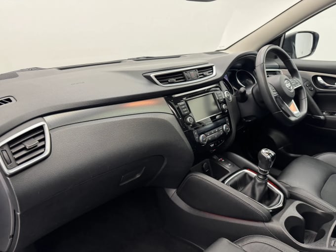 2020 Nissan Qashqai