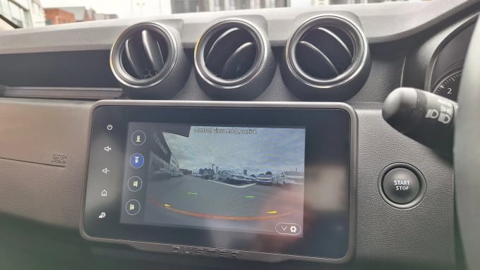 2022 Dacia Duster